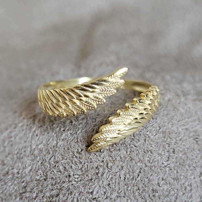 Gold Plated Wing Ring Size 6.5