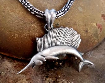 Colgante de pez marlín de plata de ley 925k - Joyería artesanal de pez vela oxidado