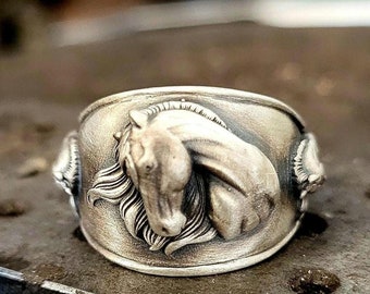 Horse Head Signet Ring, Freedom Symbol Animal Ring, 925k Sterling Silver Equastrian Jewelry, Fidget Rings,Handmade Custom Ring,Best Gift Men