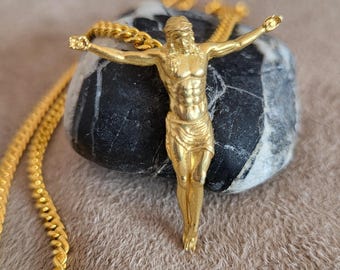 Handmade Solid Gold Jesus Pendant: Christian Jewelry Gift