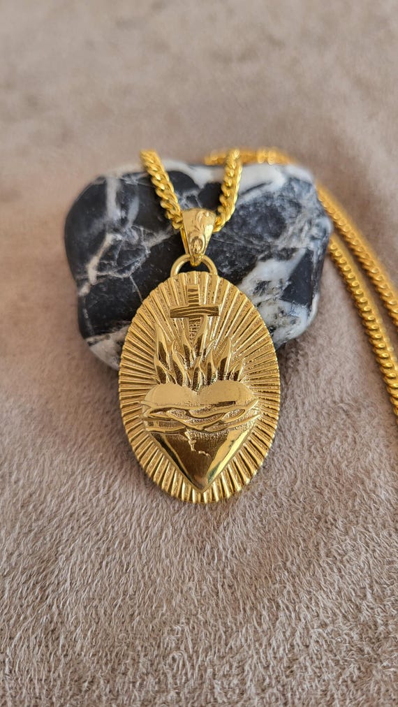 Collana con ciondolo a forma di cuore, con scritta in lingua inglese Epiphaneia, idea regalo per la festa della mamma, Natale, compleanno