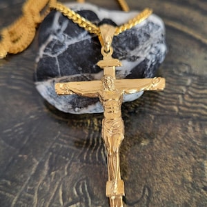 Goldkruzifix-Jesus-Anhänger, 10k 14k 18k Massivgoldschmuck, christliche Herrenkette, Glaube-Halskettengeschenk für Männer und Frauen, Kreuzanhänger