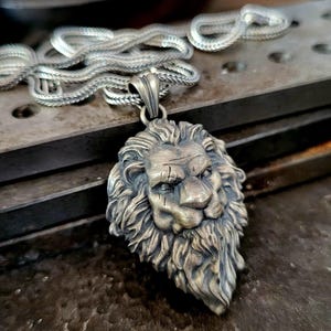 スカーフェイス ライオンヘッドネックレス チェーン付き 925k スターリングシルバージュエリー 野生動物ネックレス ライオンキング シルバーギフト 男性用 ゾディアックライオン 女性用