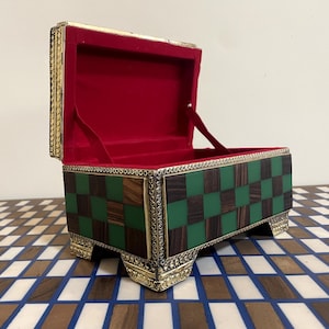 Walnut Wood Jewelry Box with Resin Inlay - Handcrafted Vintage Organizer luxury gift