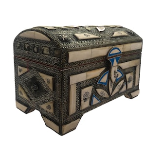 Unique Antique Jewelry Box with Black Finish – Handmade White Copper Organizer with Lid, Perfect Gift for Her this Halloween and Christmas