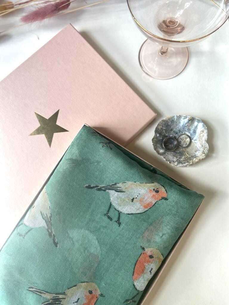 Personalised Robin Print Scarf in a Gift Box - Etsy UK