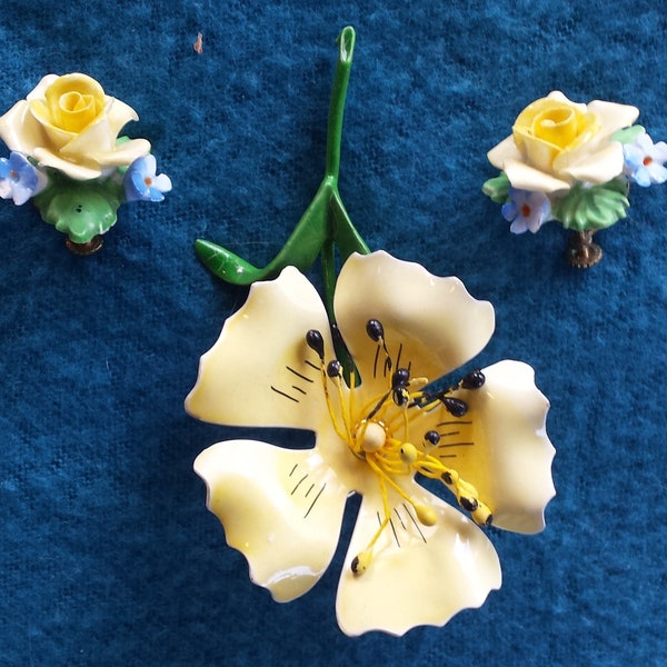 Vintage Yellow Flower Screw Back Earrings and pin - 1920's - Denton England