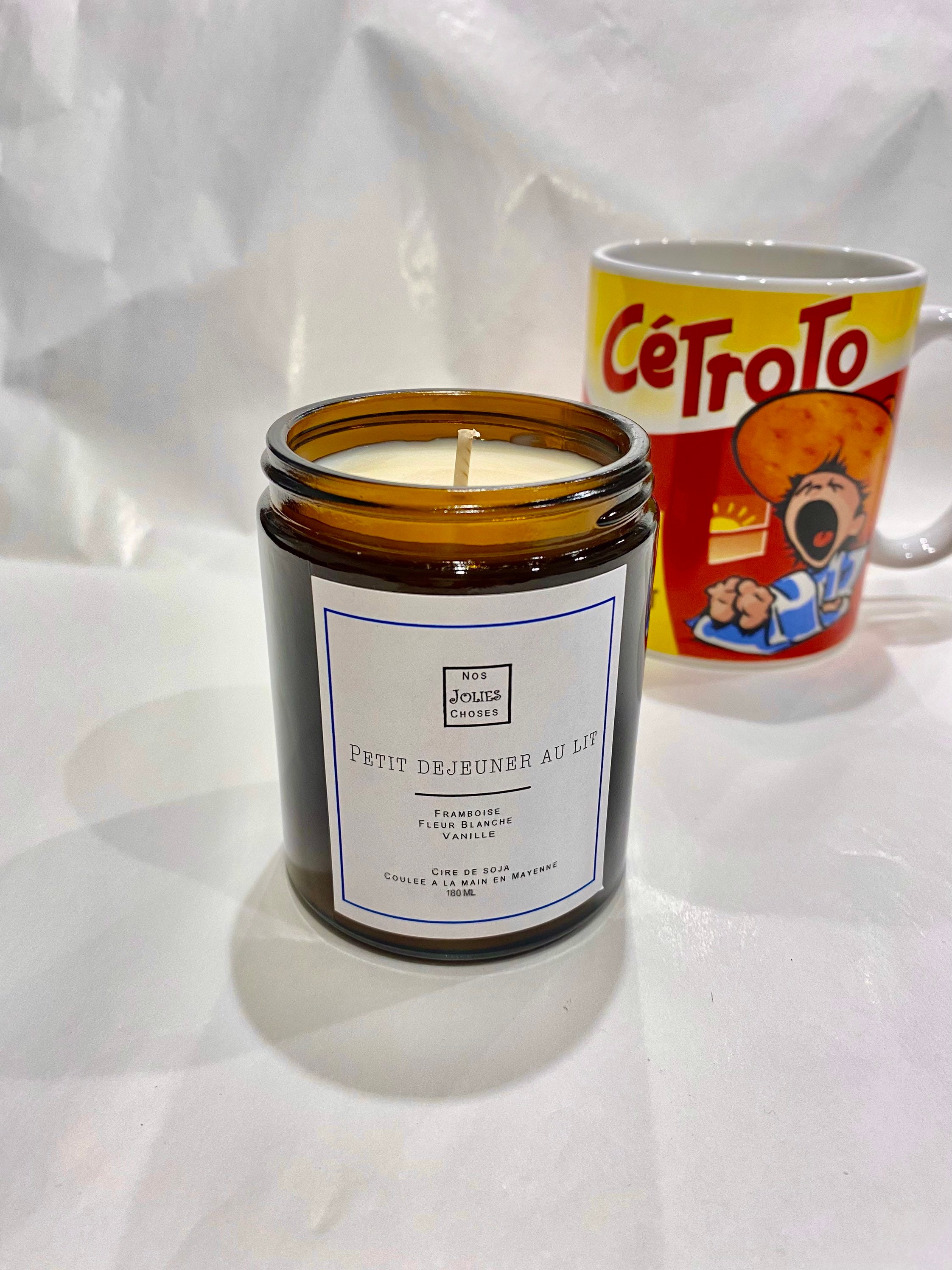 Bougie Parfumée -Petit Déjeuner Au Lit - 180 Ml