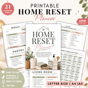 Op de afbeelding: Een printbare woningplanner met 21 pagina's inclusief checklists voor dagelijkse schoonmaak, voorraadkastorganisatie en een 30-daagse opruimuitdaging. De voorpagina toont de tekst Home Reset Planner met een icoon van een huis.