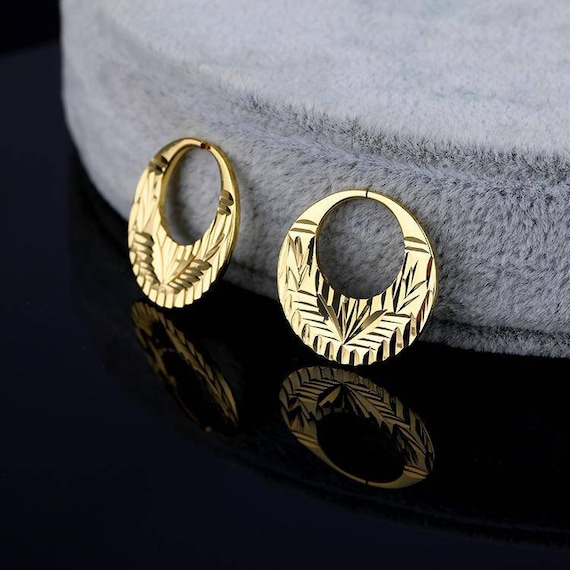 Buy Delicate Nattiyan Earrings Invest in Your Beauty Invest in