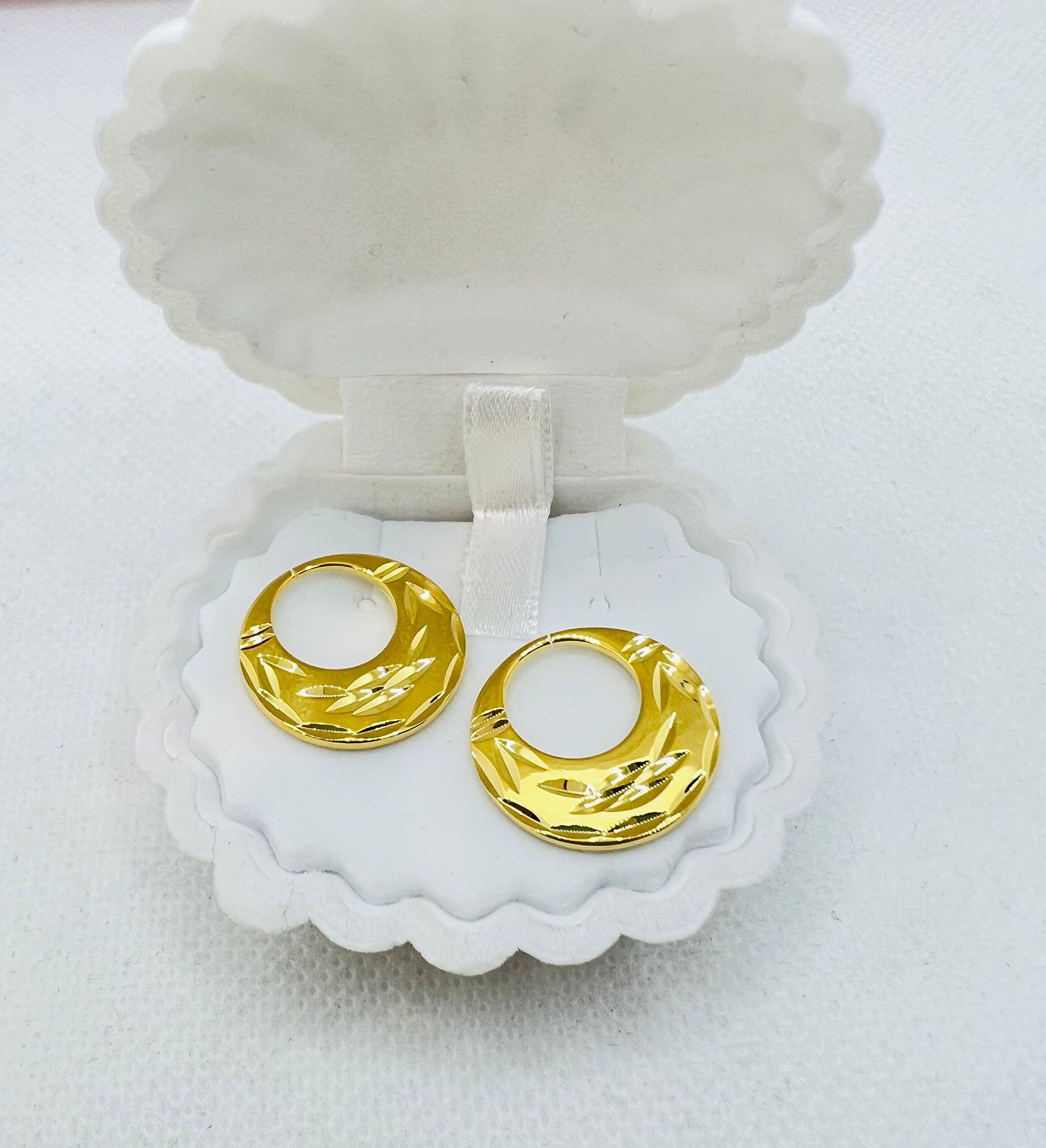 Classic Nattiyan Earrings (let Your Style Shine Bright, Because
