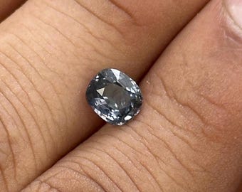 Natuurlijke 1,63 karaat grijze spinel, kussengeslepen, losse spinel, enkele edelsteen