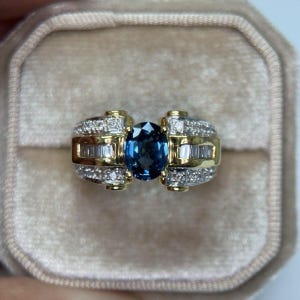Vintage Natural 1.3ct Oval Blue Sapphire & Natural Diamond 18K Yellow Gold Ring, Sz 7.25, Estate Sale Vintage Fine Jewelry, Art Deco Design