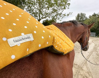 Pferde-Wärmedecke mit Bio Dinkelspelz, Dinkelkissen, trocknet und wärmt den Pferderücken auf natürlich Weise, Pferdezubehör, OEKOTEX 100