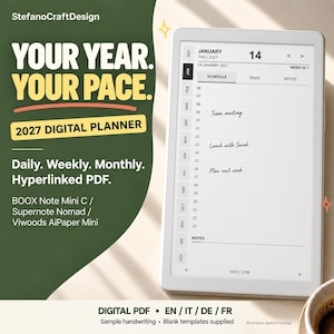 Può includere: Un tablet digitale bianco che mostra un'agenda digitale 2027 con programma giornaliero, attività e note. Lo schermo mostra il 14 gennaio 2027 con voci scritte a mano. Lo sfondo presenta testo tra cui StefanoCraftDesign, Your Year. Your Pace. e 2027 Digital Planner.