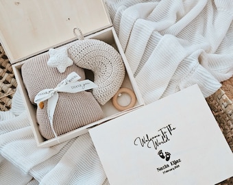 Personalised New Baby Hamper, New Baby Wooden Gift Box, Baby Blanket, Memory Keepsake Box, Baby Shower Gift, Woodland Bear Bunny, Unique Mum