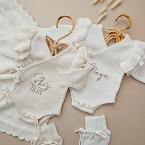 Personalised Baby Ruffle Romper, Luxury Neutral Set, Newborn White, Baby Announcement Bodysuit, Baby Coming Home Outfit, Knitted Hello World