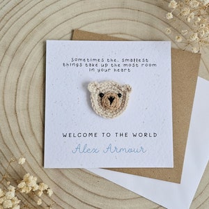 Gepersonaliseerde gehaakte nieuwe babykaart, citaat van Winnie de Poeh, nieuwe kaart babyjongen, nieuwe kaart meisje baby, kaart beer nieuwe baby, gepersonaliseerd cadeau -038