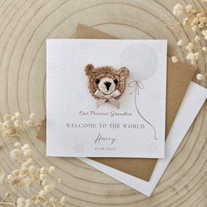 Gepersonaliseerde gehaakte nieuwe babykaart, handgemaakte gehaakte beer, luxe nieuwe babyjongen, nieuwe babymeisje, neutrale beer nieuwe baby, gepersonaliseerd cadeau 110