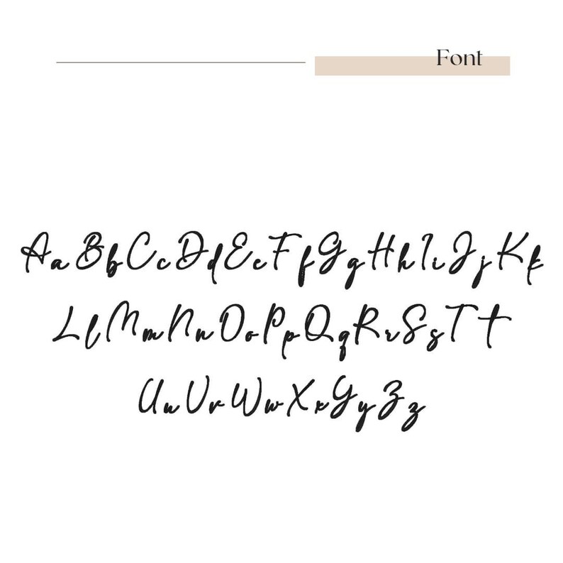 Puede incluir: Un alfabeto completo en una fuente cursiva manuscrita, mostrado en negro sobre un fondo blanco. Las letras est&aacute;n en may&uacute;sculas y min&uacute;sculas, con la palabra "Font" en la parte superior.