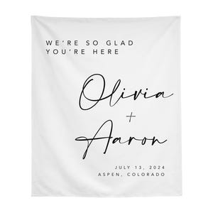 Wedding Welcome Fabric Banner, We&#39;re So Glad You&#39;re Here, Wedding Welcome Backdrop with Custom Names, Location and Date, Photo Backdrop