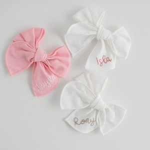 Custom Hand-Embroidered Name Hairbow Name Bow, Embroidery Bow, Custom Name Bow, Newborn Bow, Toddler Hairbow, New Baby Girl Gift, Baby Bow image 7