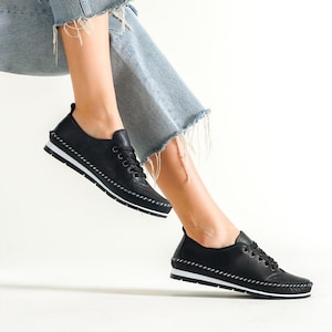 Chaussures pour femmes en cuir véritable, mocassins à lacets faits à la main, baskets d'été décontractées, chaussures plates quotidiennes de sport, chaussures Boho, chaussures de mariée blanches Black