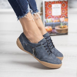 Chaussures décontractées pour femmes faites à la main, baskets orthopédiques, chaussures en toile basses pour femmes, chaussures à fermeture éclair, talon bas en dentelle confortable, Saint-Valentin Navy Blue