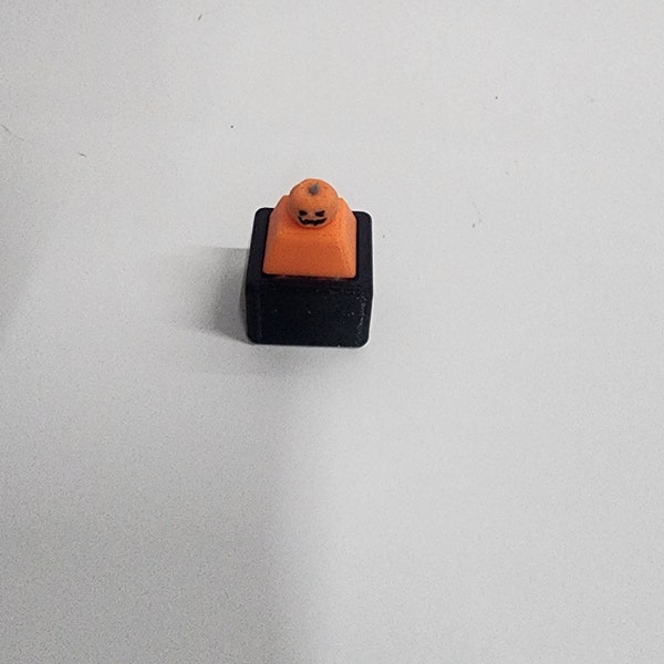 Jack-o-lantern key cap fidget