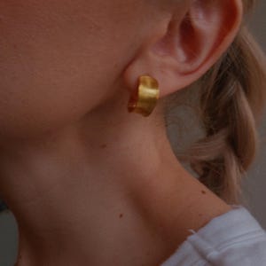 Sterling Silver Gold Hoops • Light Hoop Earrings • Everyday Chunky Hoops Teardrop Huggies Minimalist Earrings