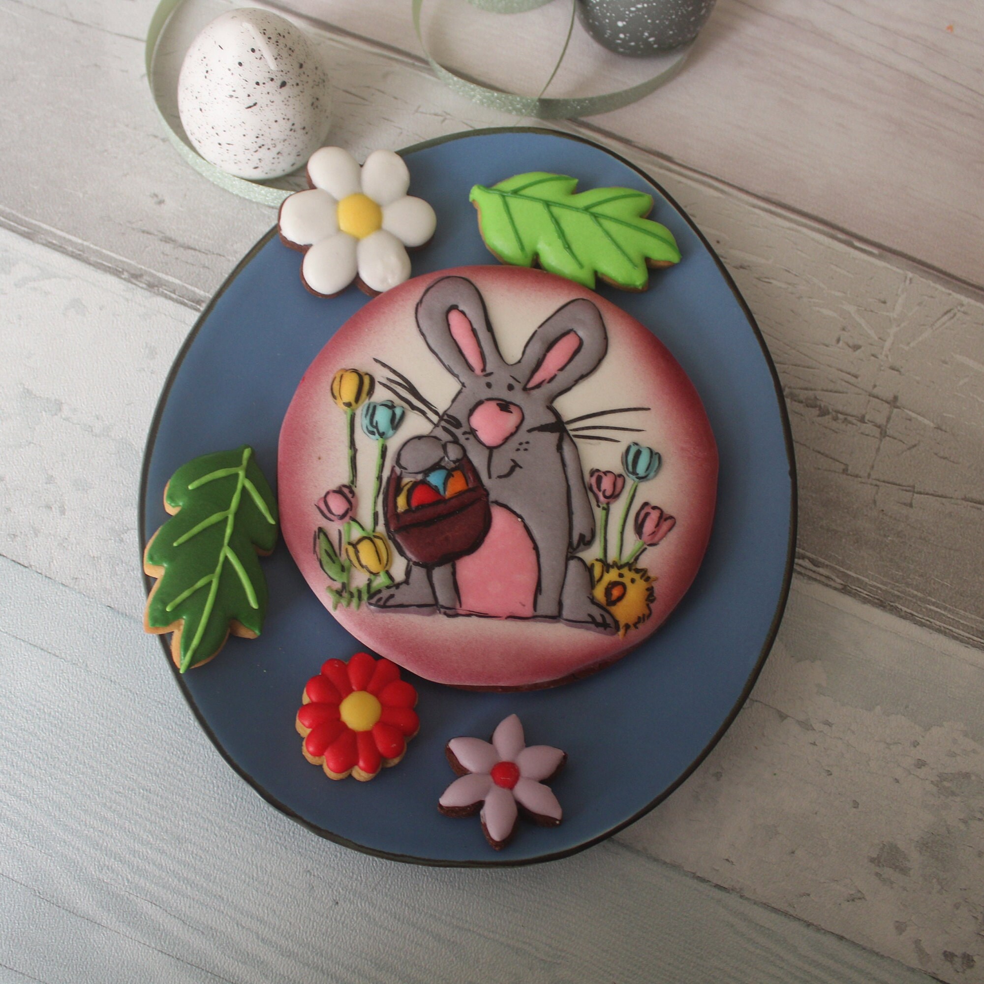 Grand Coffret Joyeuses Pâques avec 11 Biscuits Décorés Faits Maison - Lapin de Petit Poussin Adorabl