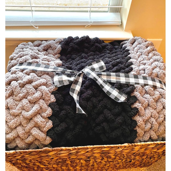 Zig-Zag Jumbo Chenille Yarn Blanket-Chunky Knit Blanket-Zig Zag Knit Throw Throw Blanket-Medium Throw Blanket-Gifts for Him/Her-