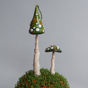 Mushrooms Two Picks Handmade Polymer Sculpted Plant Stakes Garden Decor Pick 2 Buddies zdjęcie 1