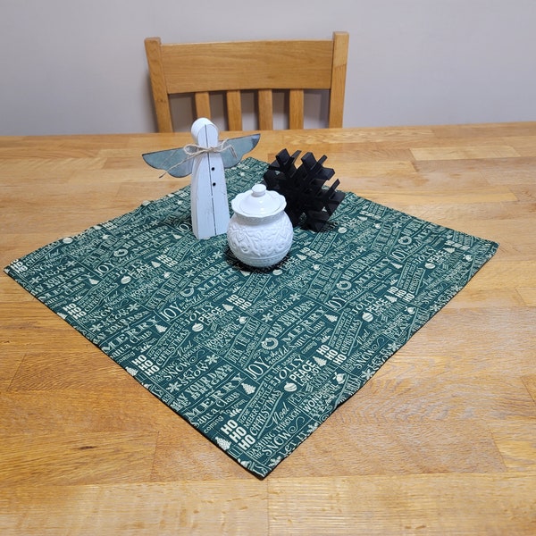 Handmade Duck Cloth Christmas Holiday Green Table Scarf Throw Runner Square