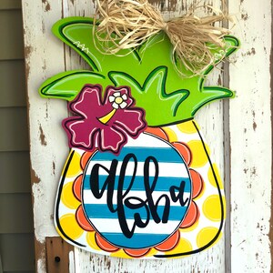 Pineapple with flower Door Hanger, Pineapple Door Hanger, Aloha Door Hanger, Pineapple Attachment