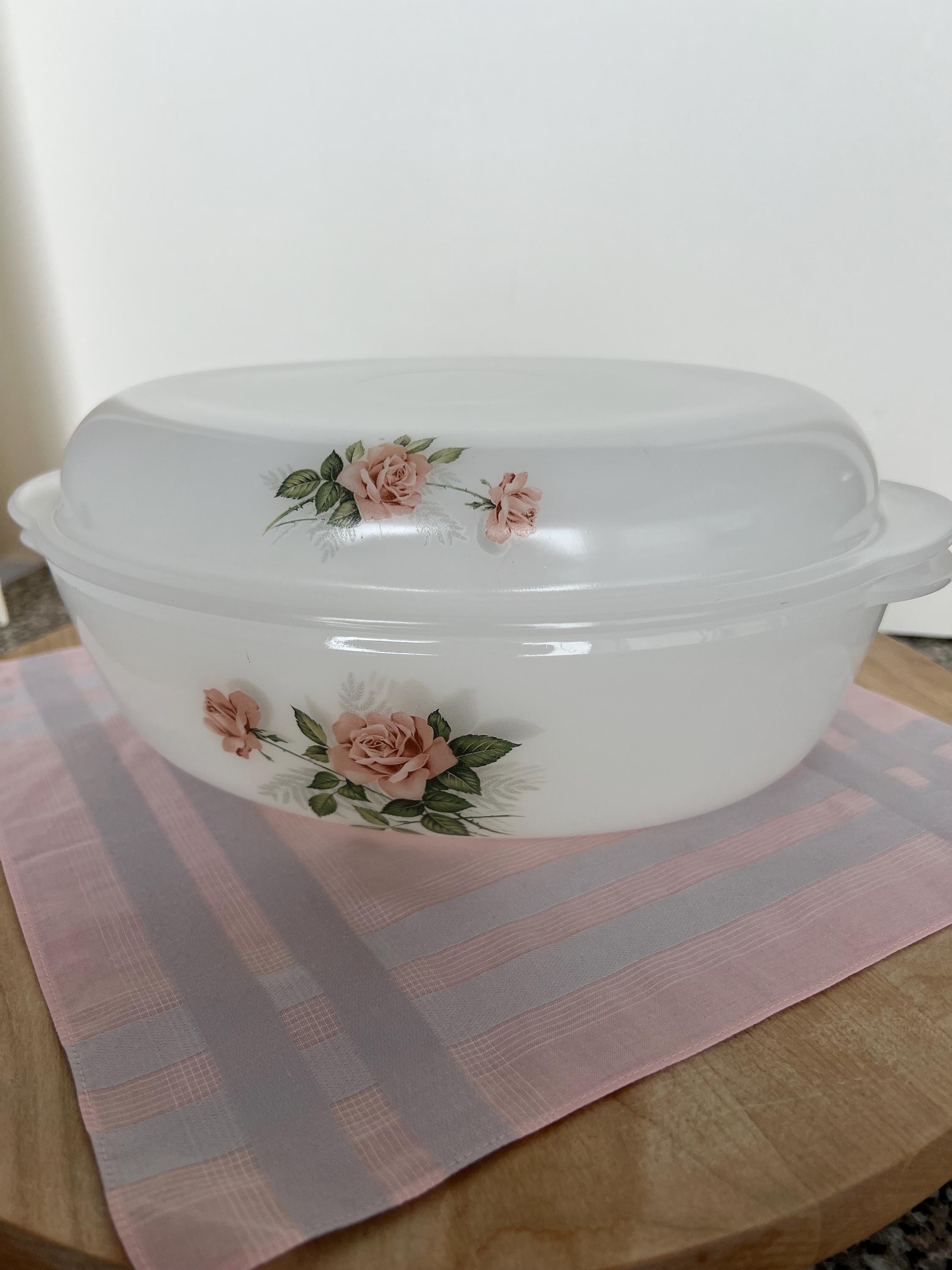 Grande cocotte ovale en Arcopal vintage modèle Scania - La Roue du Passé Grande cocotte ovale en Arcopal vintage modèle Scania - La Roue du Passé