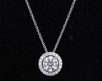 Klasyczny okrągły naszyjnik z aureolą z moissanitu, idealny prezent dla niej, prezent na rocznicę dla niej, prezent urodzinowy, okrągły wisiorek z aureolą i łańcuszkiem