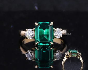 Anello vintage con smeraldo verde taglio smeraldo, anello trilogy con tre pietre in oro massiccio, anello di fidanzamento alternativo classico con smeraldo e diamanti