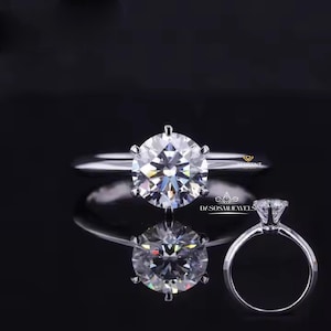 1.5Carat Round Brilliant Moissanite Solitaire Engagement Ring Classic Six-Prong Moissanite Wedding Ring 14k White Gold Proposal Ring for Her