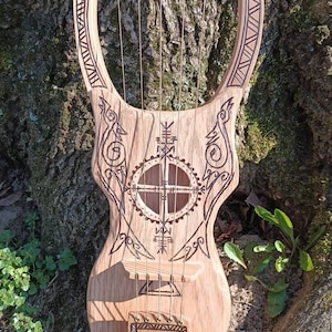 Twin Raven 5 string Cherry wood Bass Harp/lyre