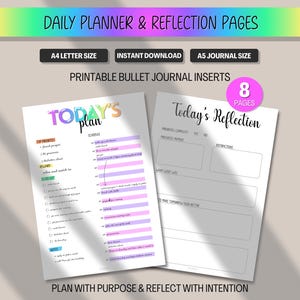 Könnte beinhalten: Druckbare Bullet Journal-Einsätze mit Tagesplaner- und Reflexionsseiten. Die Seiten zeigen farbenfrohe Texte und Designelemente, darunter die Wörter "Today's plan" und "Today's Reflection". Erhältlich in A4- und A5-Größen.