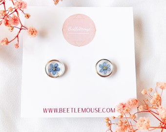 Real forget me not ear studs // handmade dried pressed flower jewelry floral earrings nature dainty gift valentines day remembrance for wife