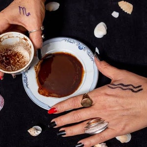 Session privée Diseuse de bonne aventure au café turc, lecture de tasse de café, bonne aventure, lecture de tasse de café turque, lecture psychique complète