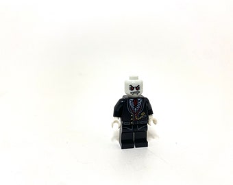 Monster Fighters - Lord Vampire Lego Minifigure
