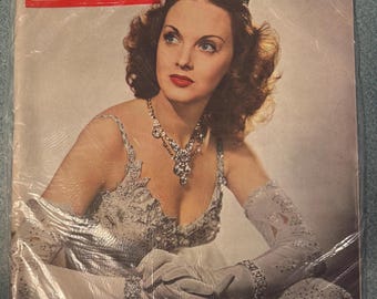Vintage LIFE Magazines 1940s Lot of 17 Collectible Classic American