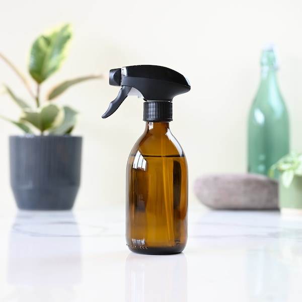 House plant mister | amber glass spray bottle for plant showers | by Groeikruid