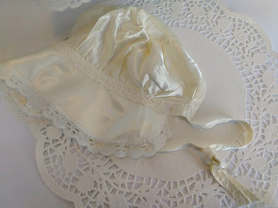 Baptism/chistening Vintage Infant Gown w/bonnet c… - image 6
