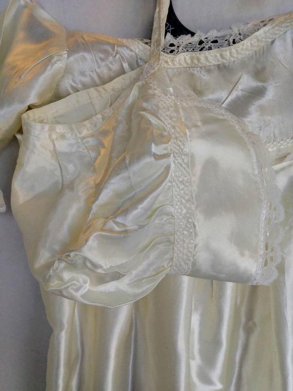 Baptism/chistening Vintage Infant Gown w/bonnet c… - image 2