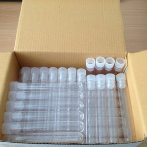 100 x Kunststoff Reagenzgläser, 100x16mm, Tube mit Druckverschluss, UK SELLER, FREE P&P