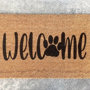 Welcome Paw Print Doormat, Paw Print Doormat, Dog Doormat, For Dog Owners, For Dog Lovers, Gifts for Friends, Dog Mat, Paw Print Mat